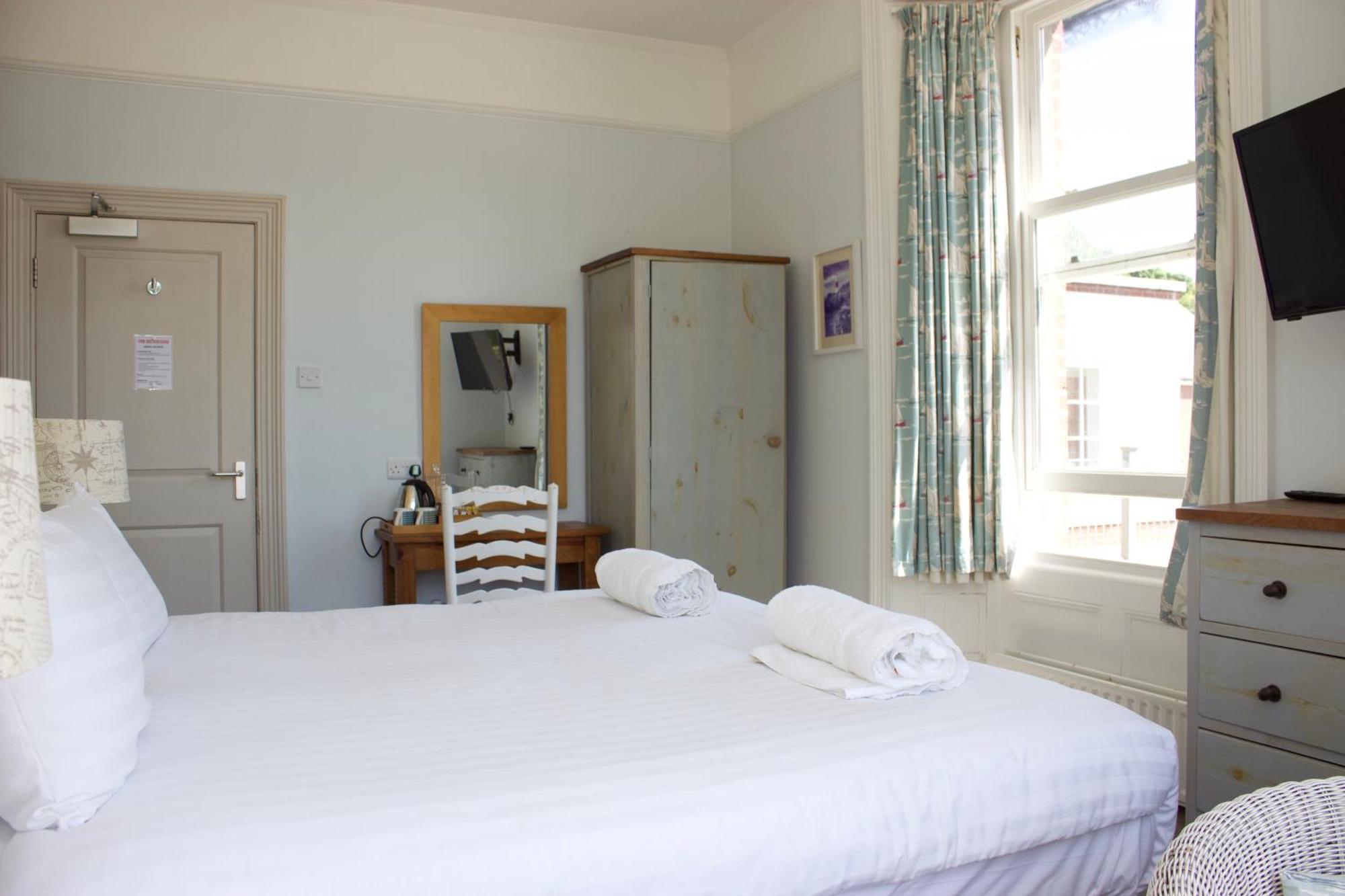 Durdle Door Hotel Lulworth Cove Ngoại thất bức ảnh